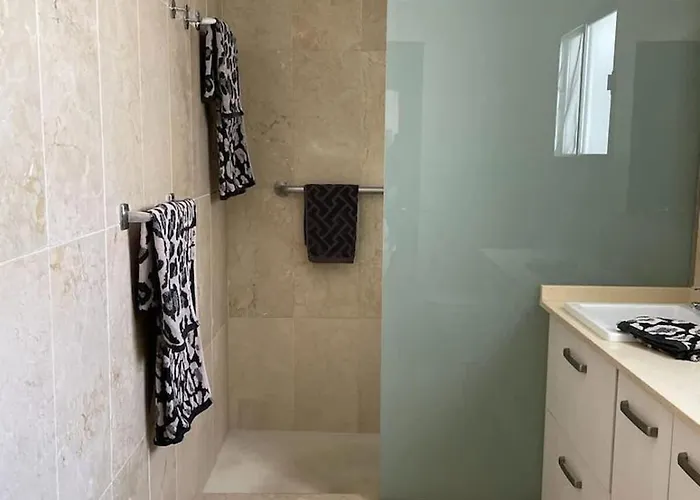 Apartmán Garden Club 44 With Balcony & Pool Access *